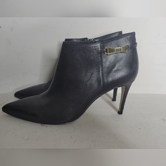 Kate Spade Leather Side Zip Booties SZ 9.5 - Picture 2 of 7